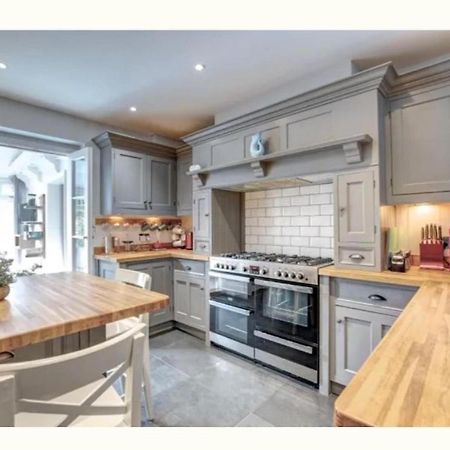 Charming 3-Bed Cottage In Swanage Exterior photo