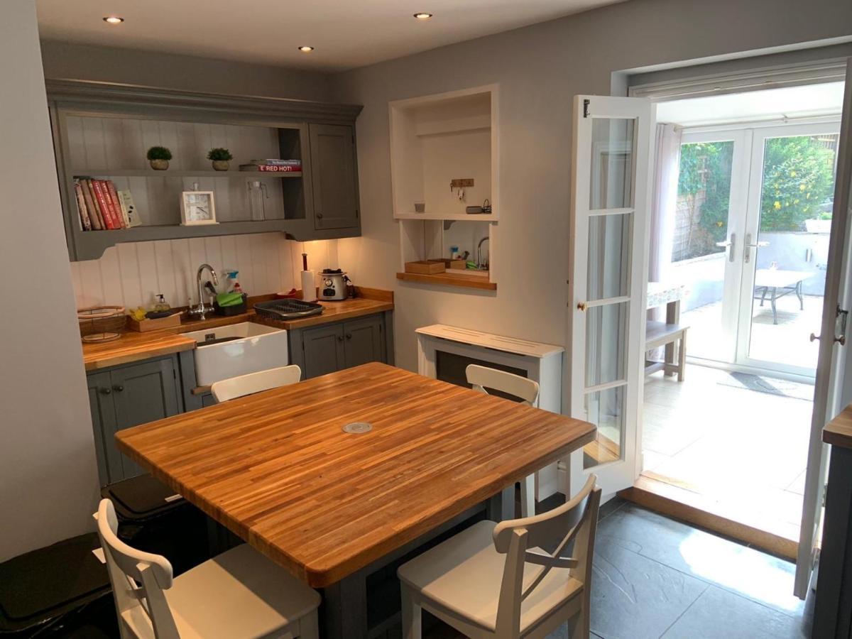 Charming 3-Bed Cottage In Swanage Exterior photo