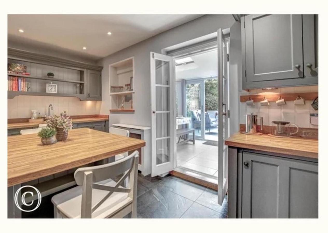 Charming 3-Bed Cottage In Swanage Exterior photo